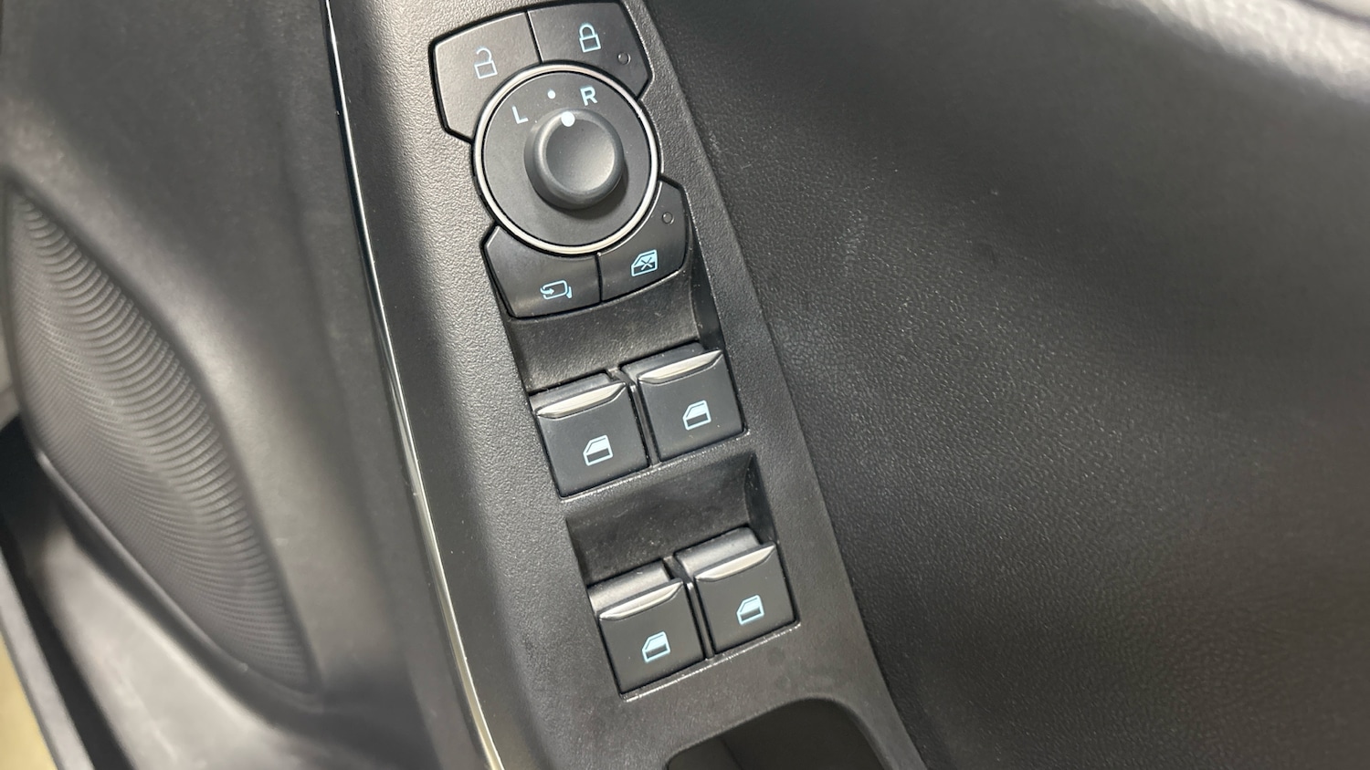 Used Ford Puma 2023 for sale - 76518454: Photo 28