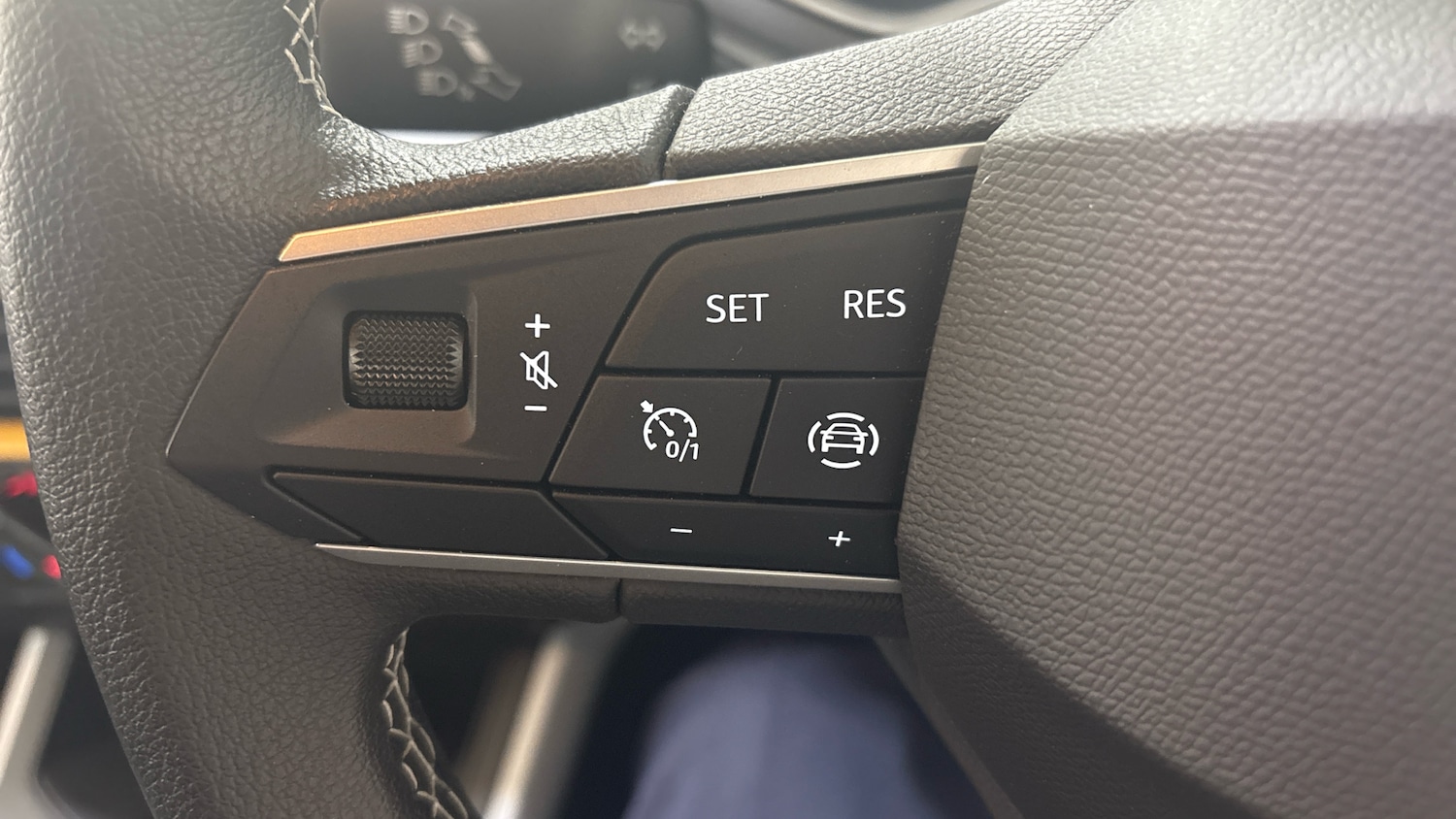 Used SEAT Arona 2023 for sale - 76891978: Photo 33