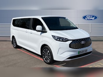 Used Ford Tourneo Custom 2026 for sale - 78176396: Photo