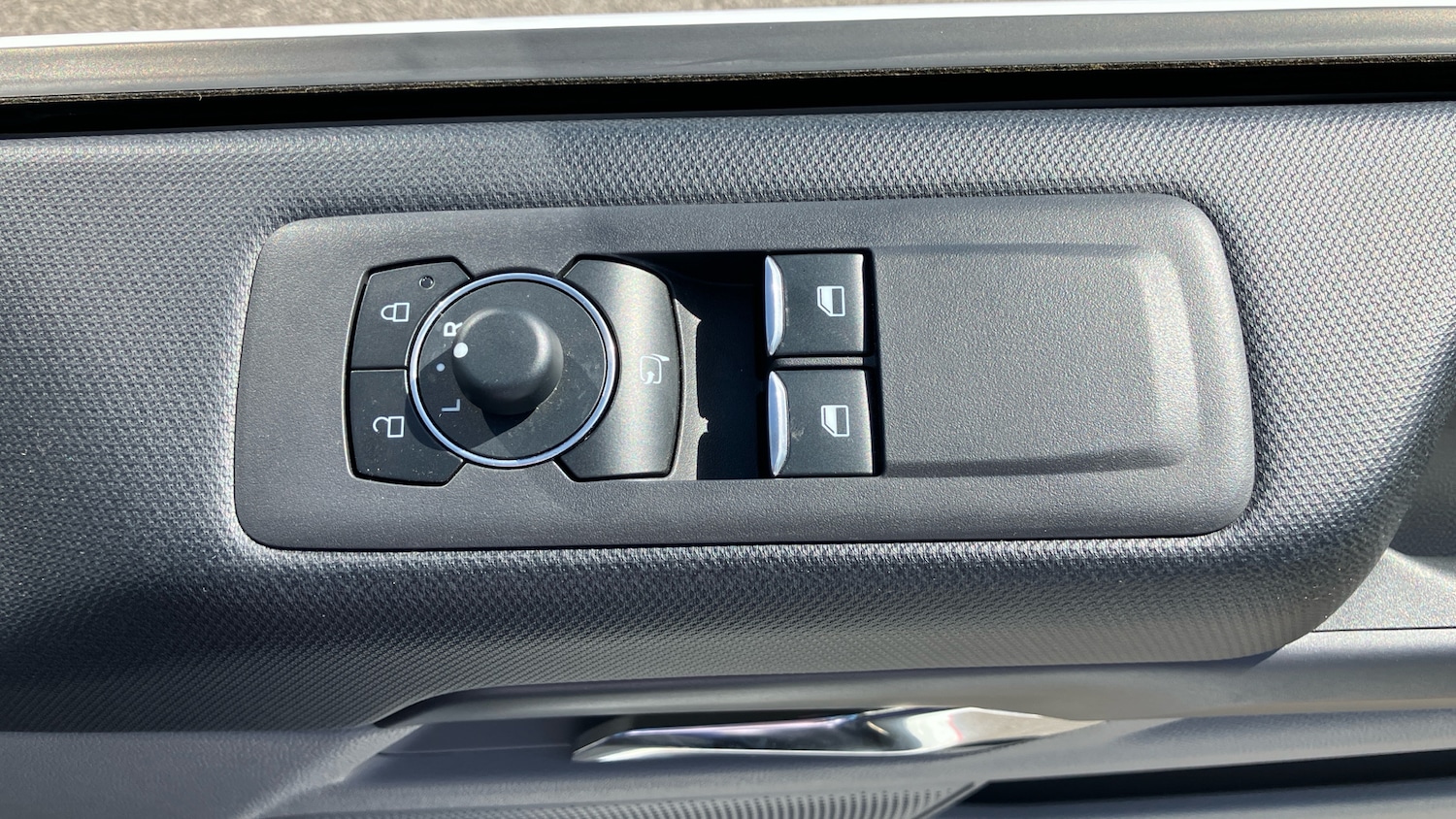 Used Ford Tourneo Custom 2026 for sale - 78176396: Photo 24