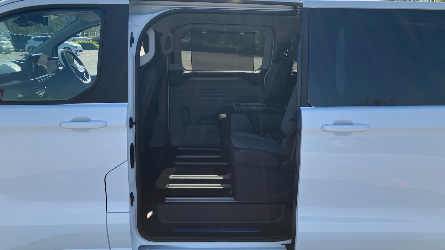 Used Ford Tourneo Custom 2026 for sale - 78176396: Photo 5