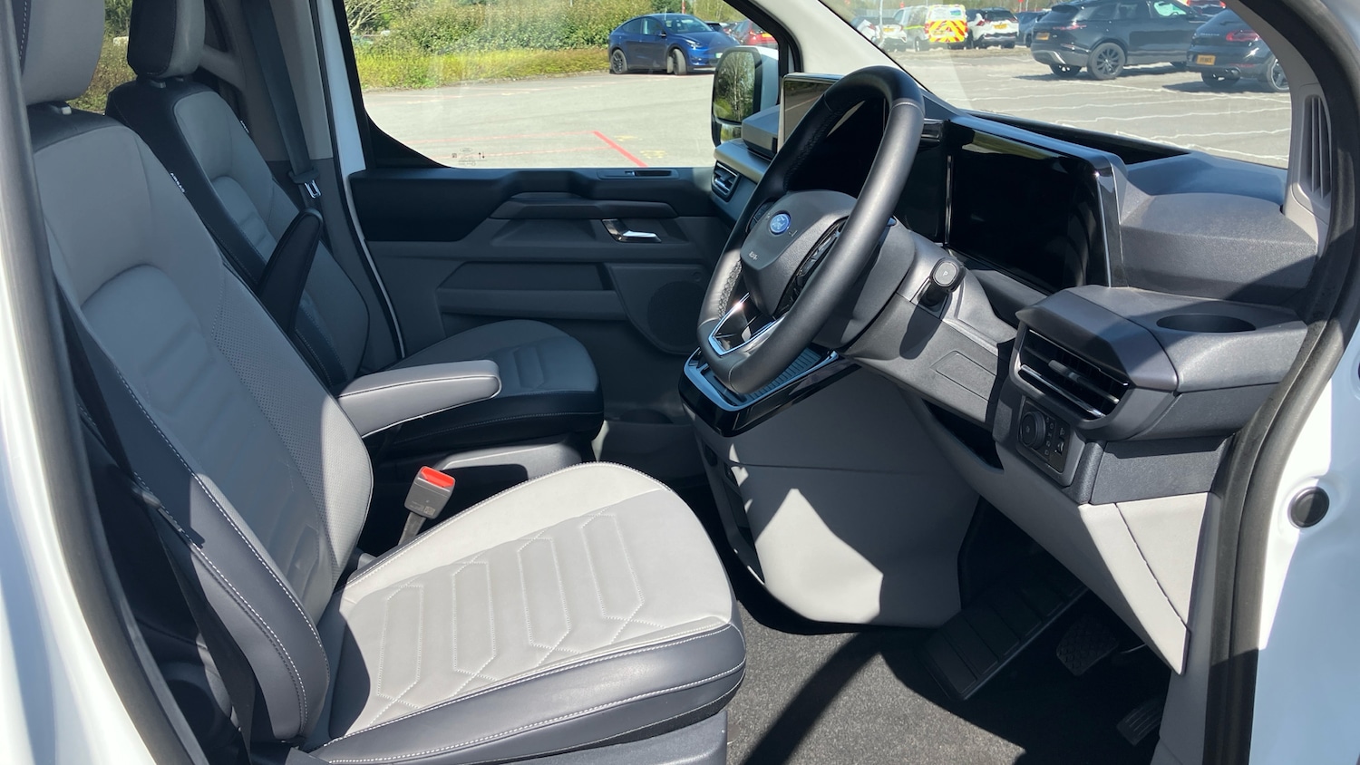 Used Ford Tourneo Custom 2026 for sale - 78176396: Photo 6