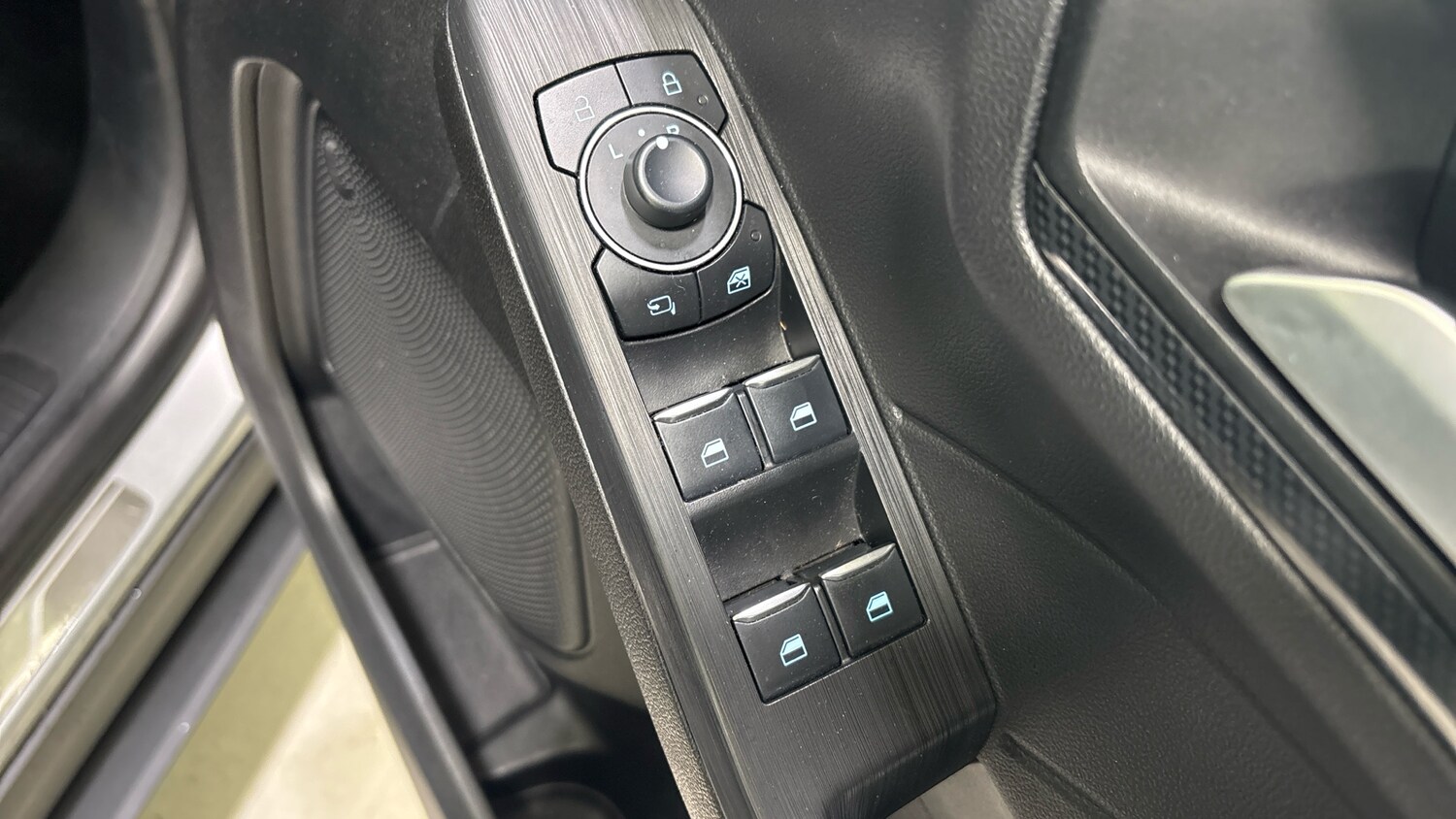 Used Ford Kuga 2024 for sale - 77945972: Photo 34