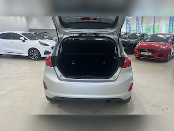 Used Ford Fiesta 2018 for sale - 78832014: Photo