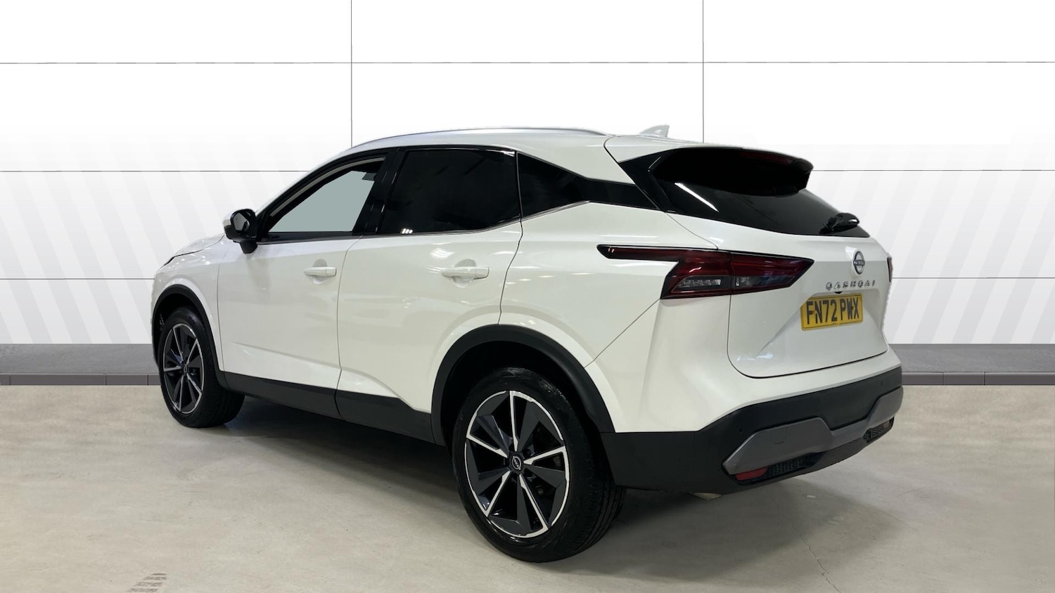 Used Nissan Qashqai 2022 for sale - 76517517: Photo 2