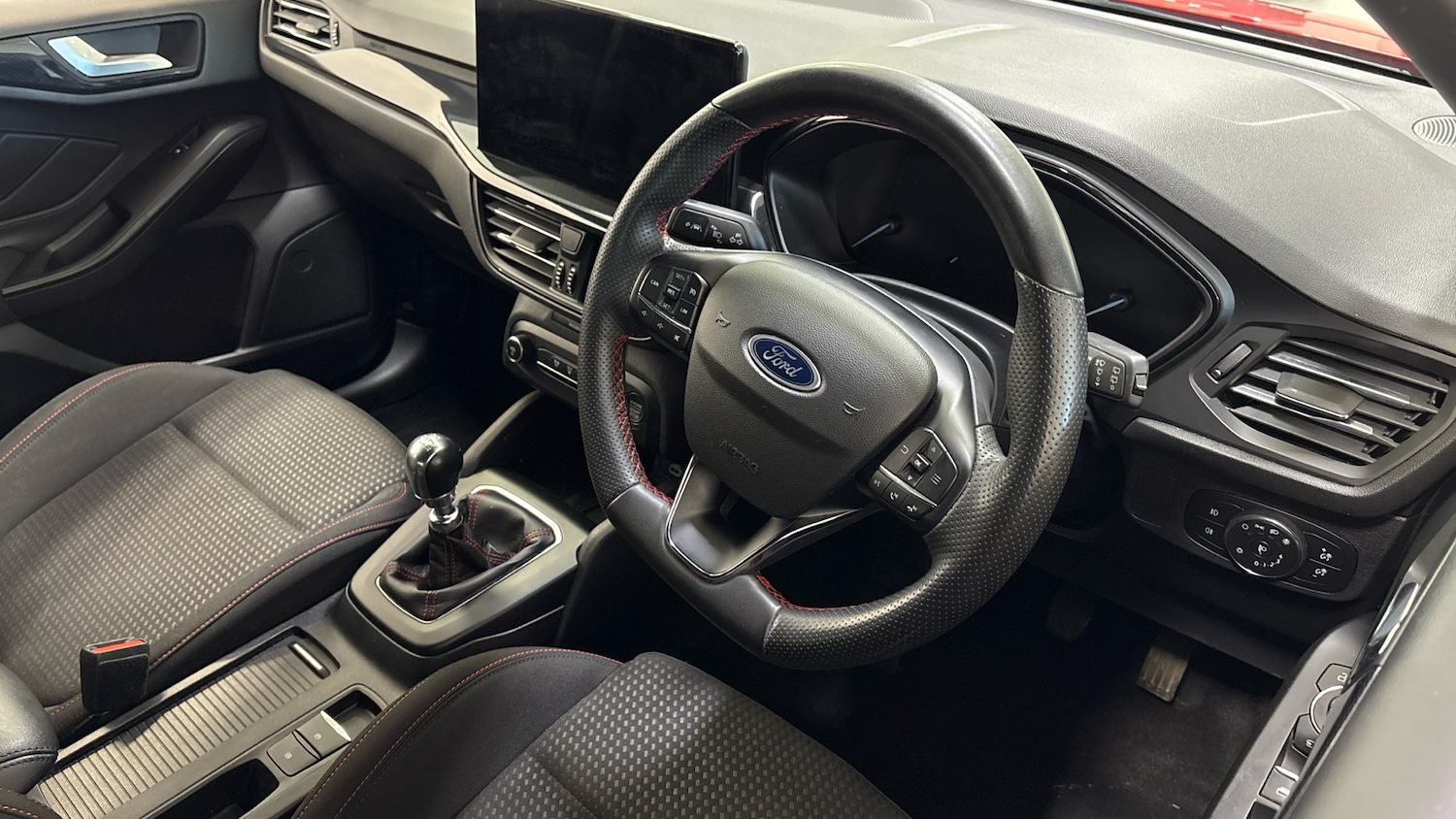 Used Ford Focus 2023 for sale - 77742507: Photo 11