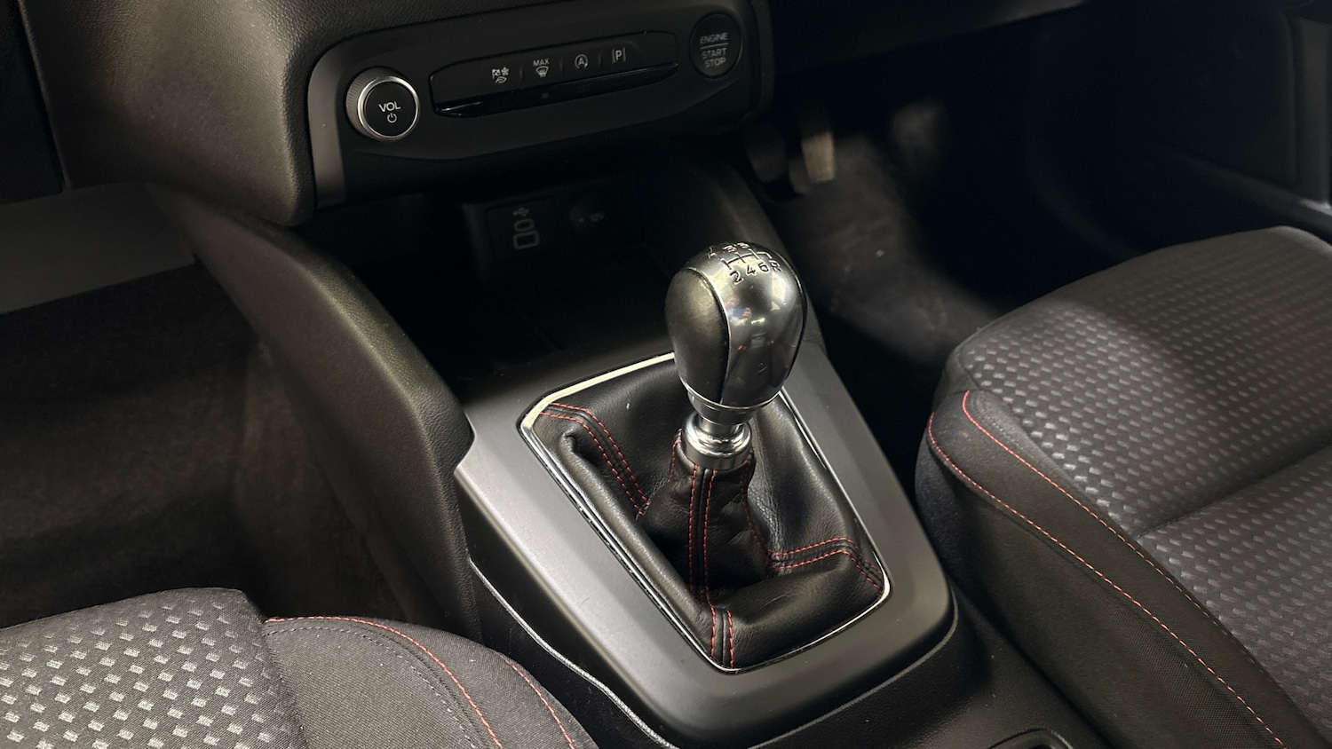 Used Ford Focus 2023 for sale - 77742507: Photo 13