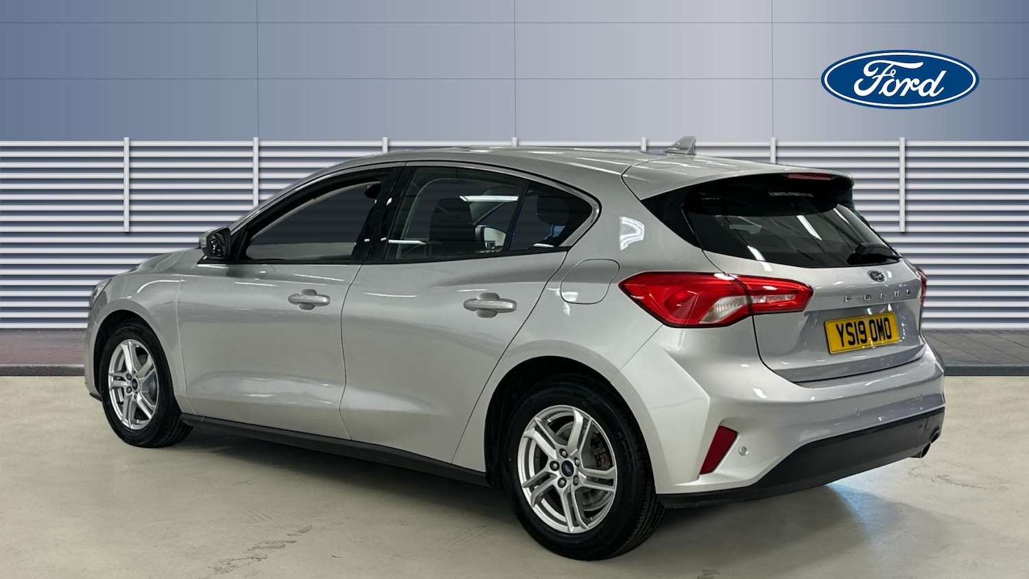 Used Ford Focus 2019 for sale - 76693229: Photo 2