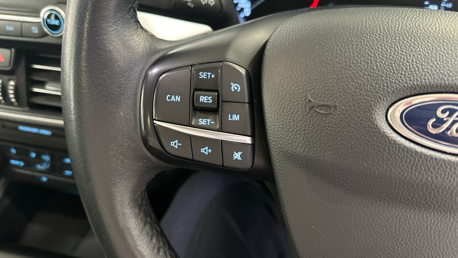 Used Ford Focus 2019 for sale - 76693229: Photo 28