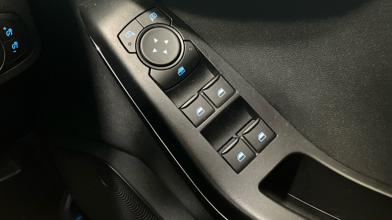 Used Ford Fiesta 2023 for sale - 78163174: Photo 36