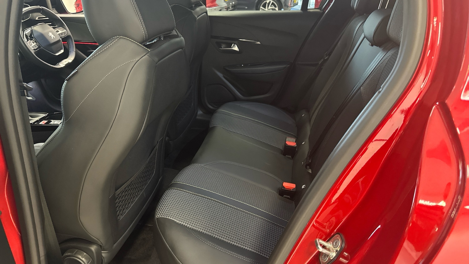 Used Peugeot 208 2022 for sale - 77052959: Photo 16