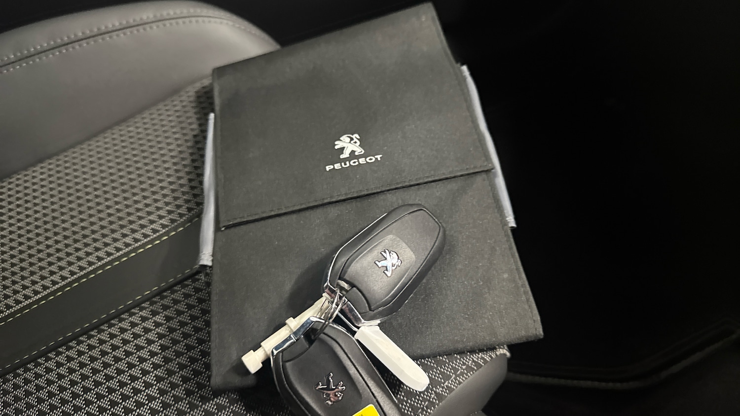 Used Peugeot 208 2022 for sale - 77052959: Photo 19