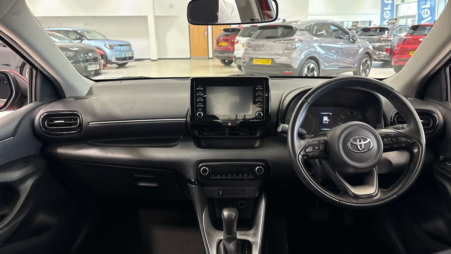 Used Toyota Yaris 2022 for sale - 77729703: Photo 10