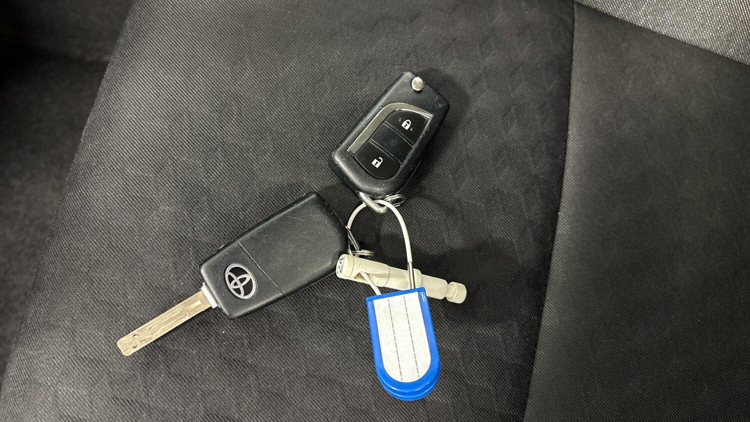 Used Toyota Yaris 2022 for sale - 77729703: Photo 20