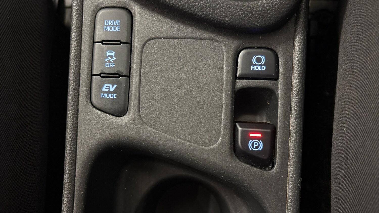 Used Toyota Yaris 2022 for sale - 77729703: Photo 27