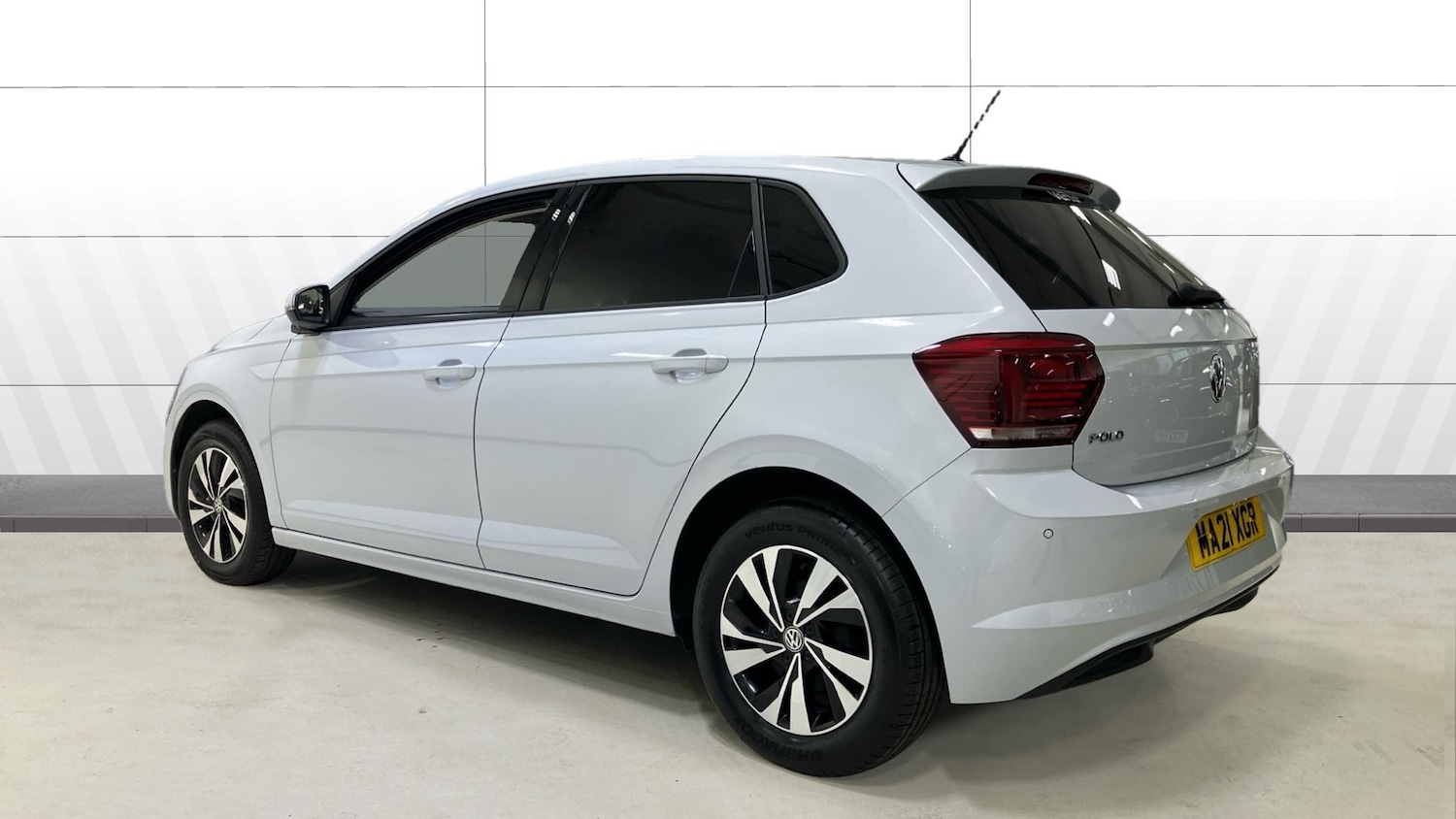 Used Volkswagen Polo 2021 for sale - 76436185: Photo 2