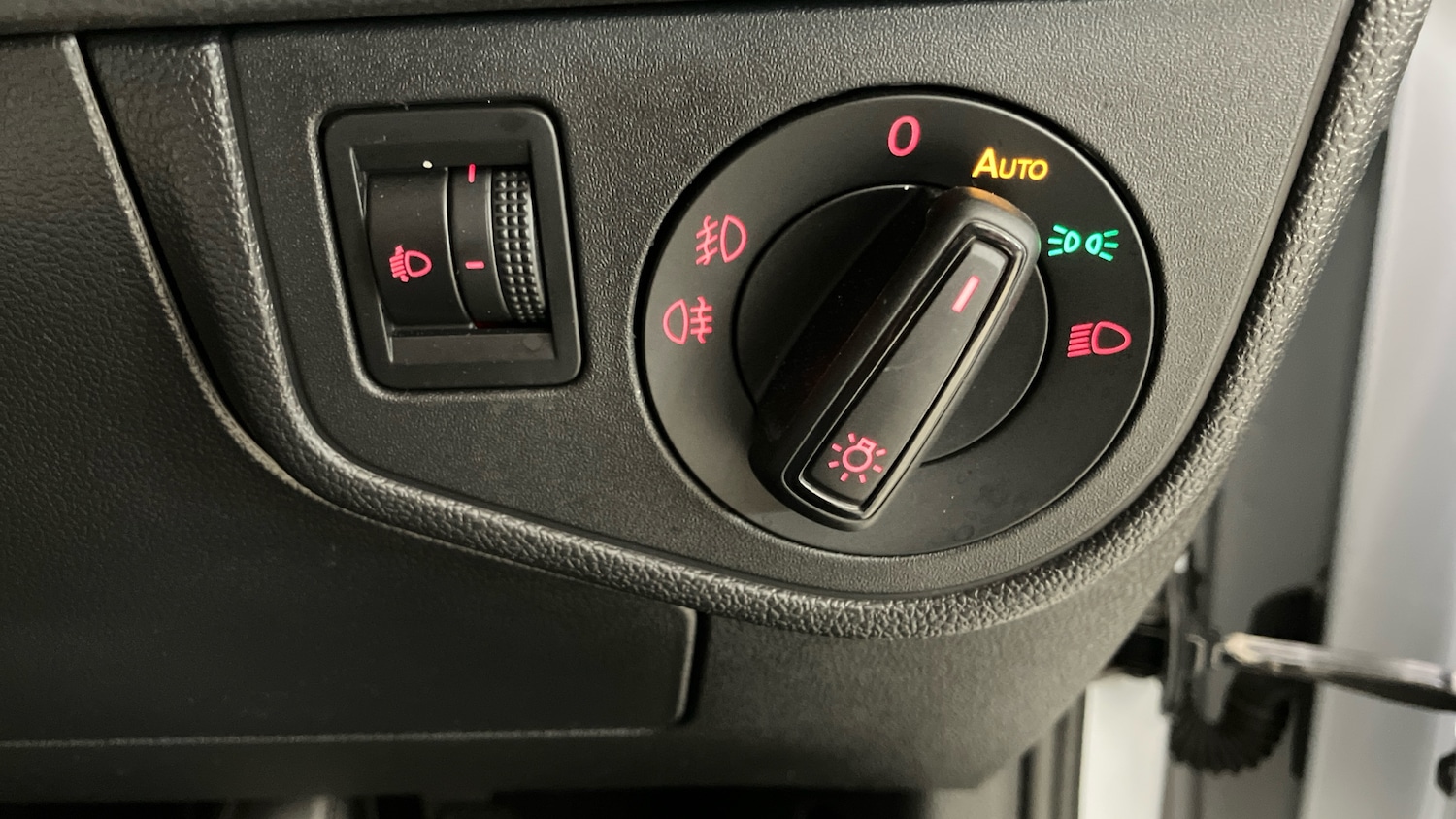 Used Volkswagen Polo 2021 for sale - 76436185: Photo 30