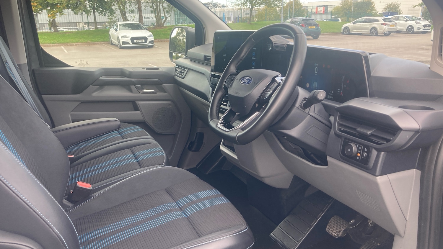 Used Ford Transit Custom 2024 for sale - 76045893: Photo 6