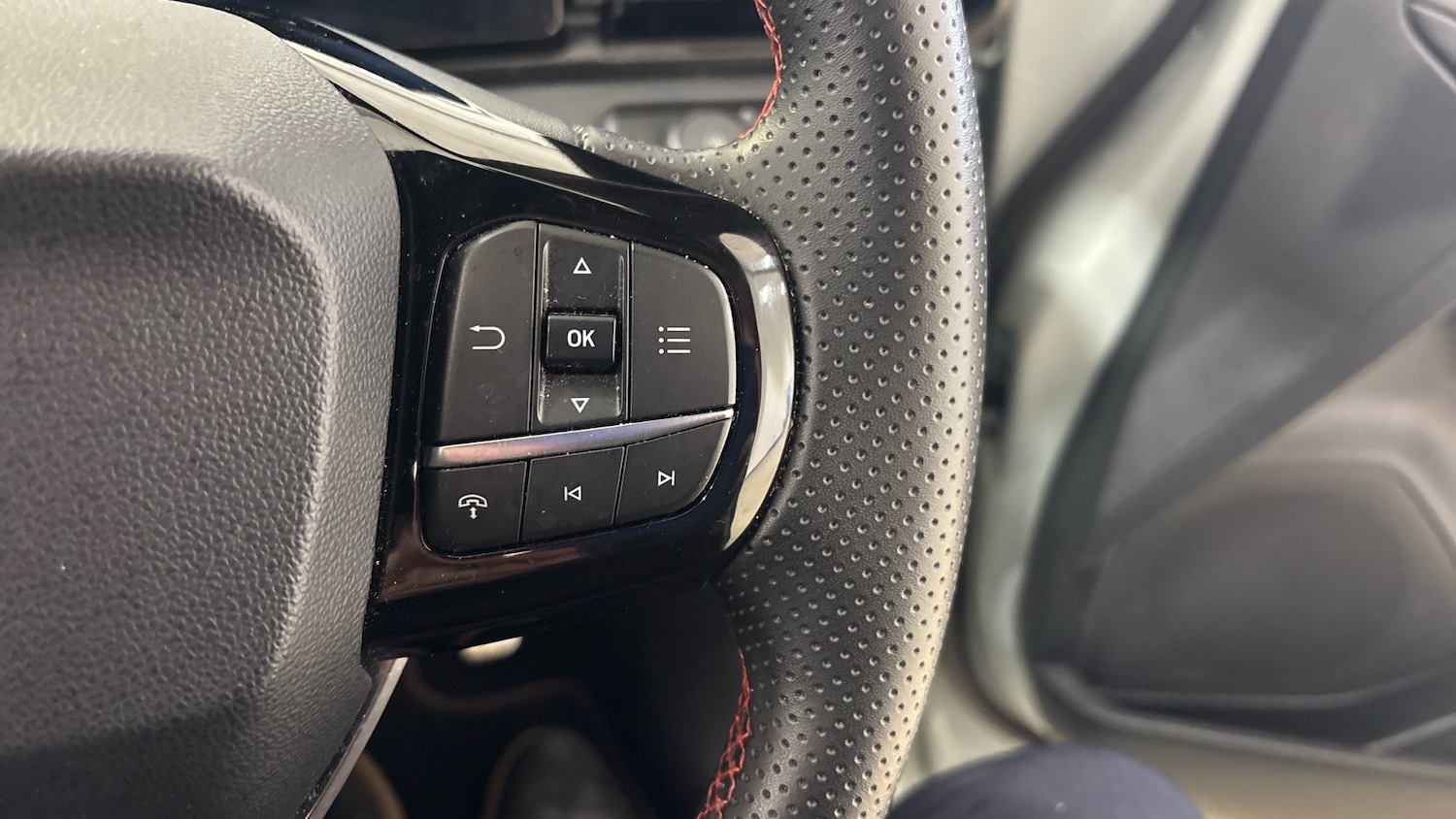 Used Ford Puma 2024 for sale - 77418257: Photo 36