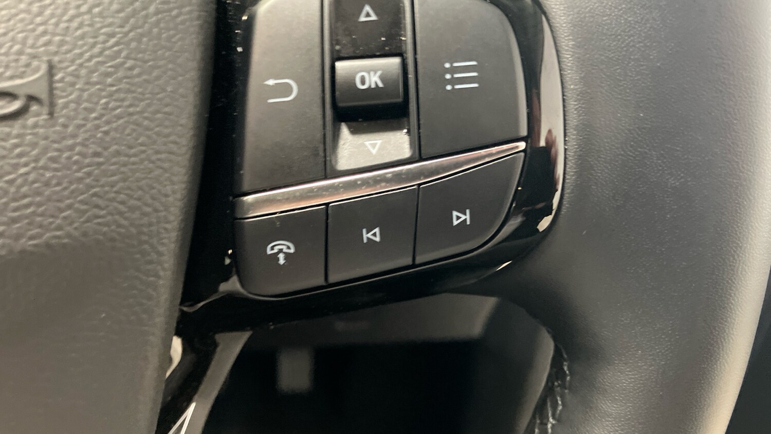 Used Ford Kuga 2025 for sale - 78168654: Photo 31