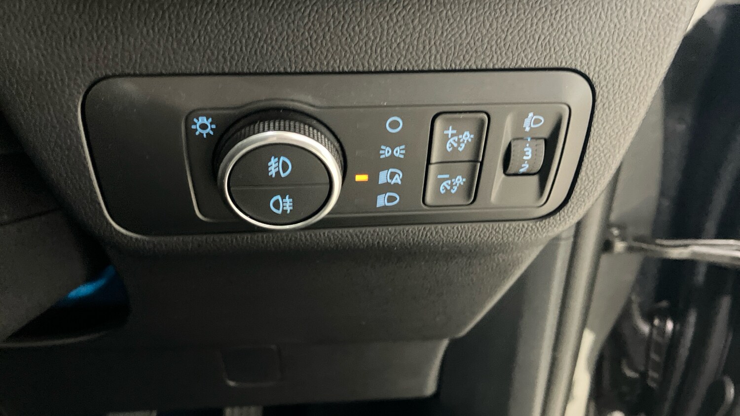 Used Ford Kuga 2025 for sale - 78168654: Photo 32