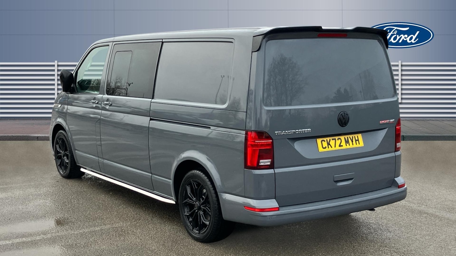 Used Volkswagen Transporter 2022 for sale - 77180670: Photo 2