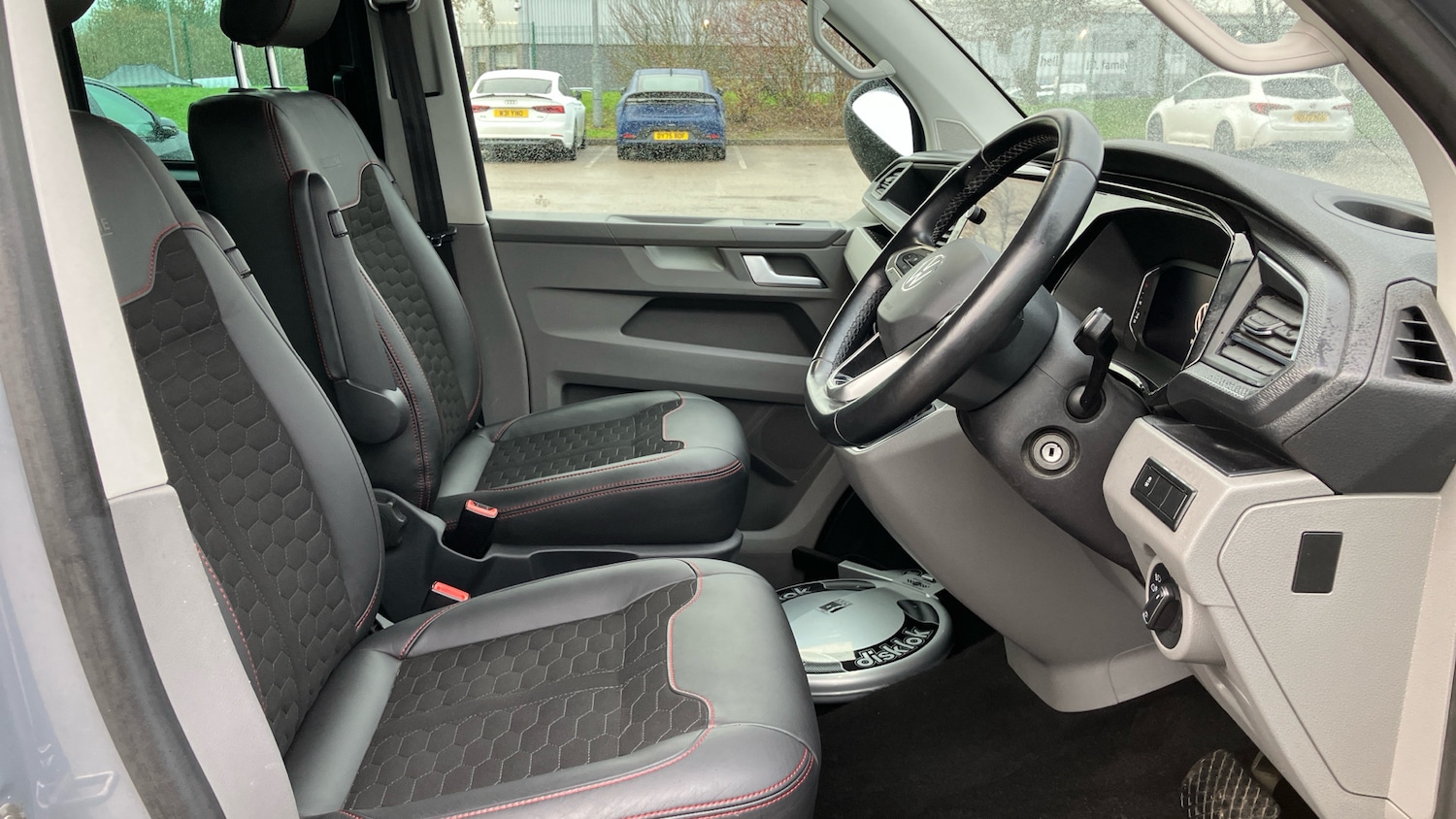 Used Volkswagen Transporter 2022 for sale - 77180670: Photo 6