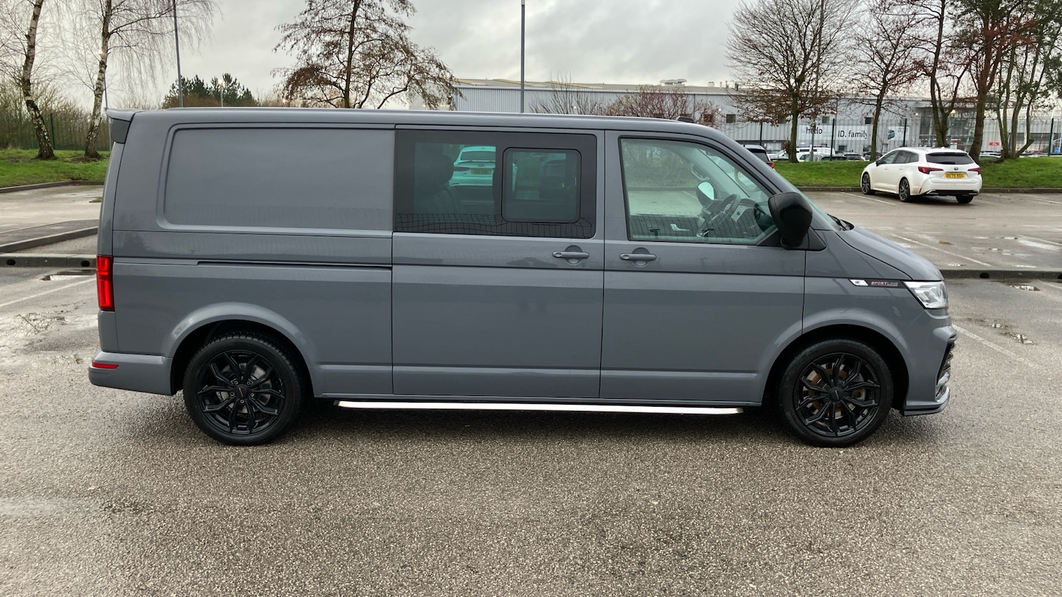 Used Volkswagen Transporter 2022 for sale - 77180670: Photo 9