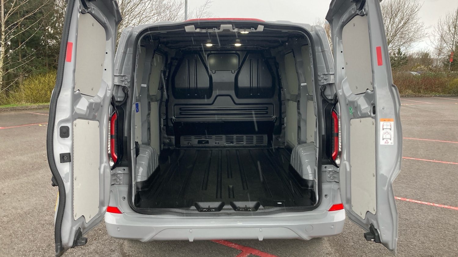 Used Ford Transit Custom 2025 for sale - 77898713: Photo 3