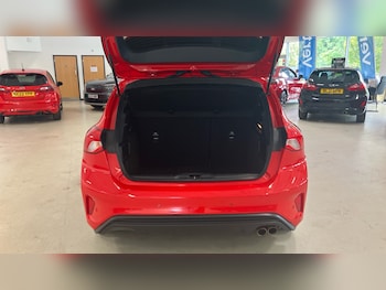 Used Ford Focus 2021 for sale - 79274410: Photo