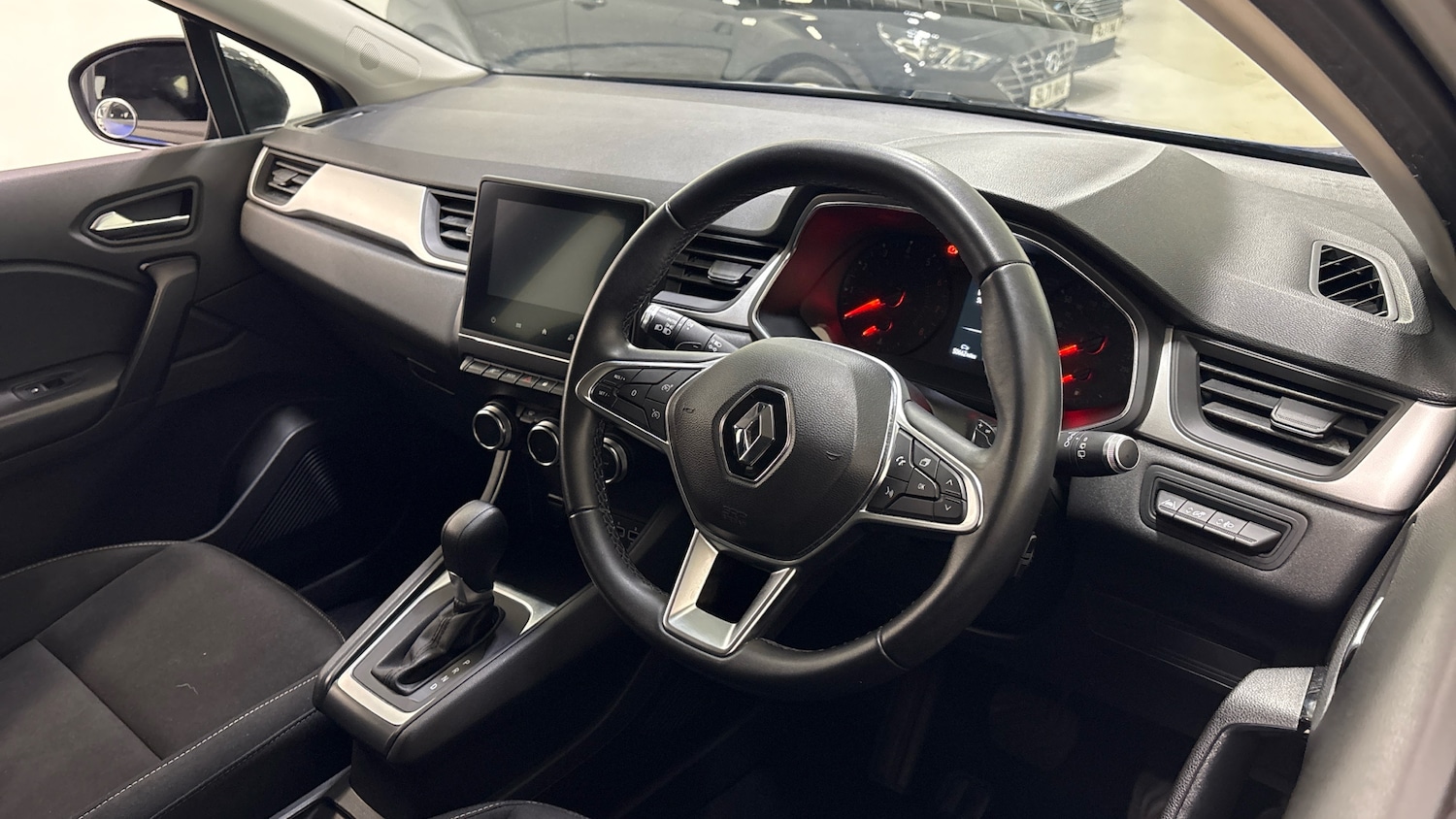 Used Renault Captur 2021 for sale - 77310449: Photo 11