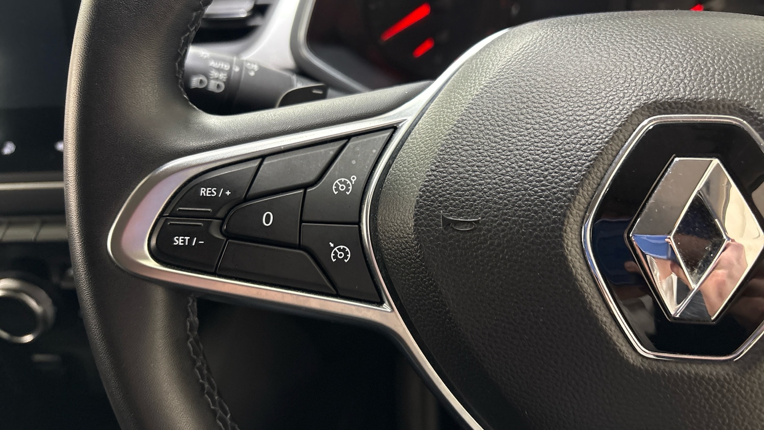 Used Renault Captur 2021 for sale - 77310449: Photo 33