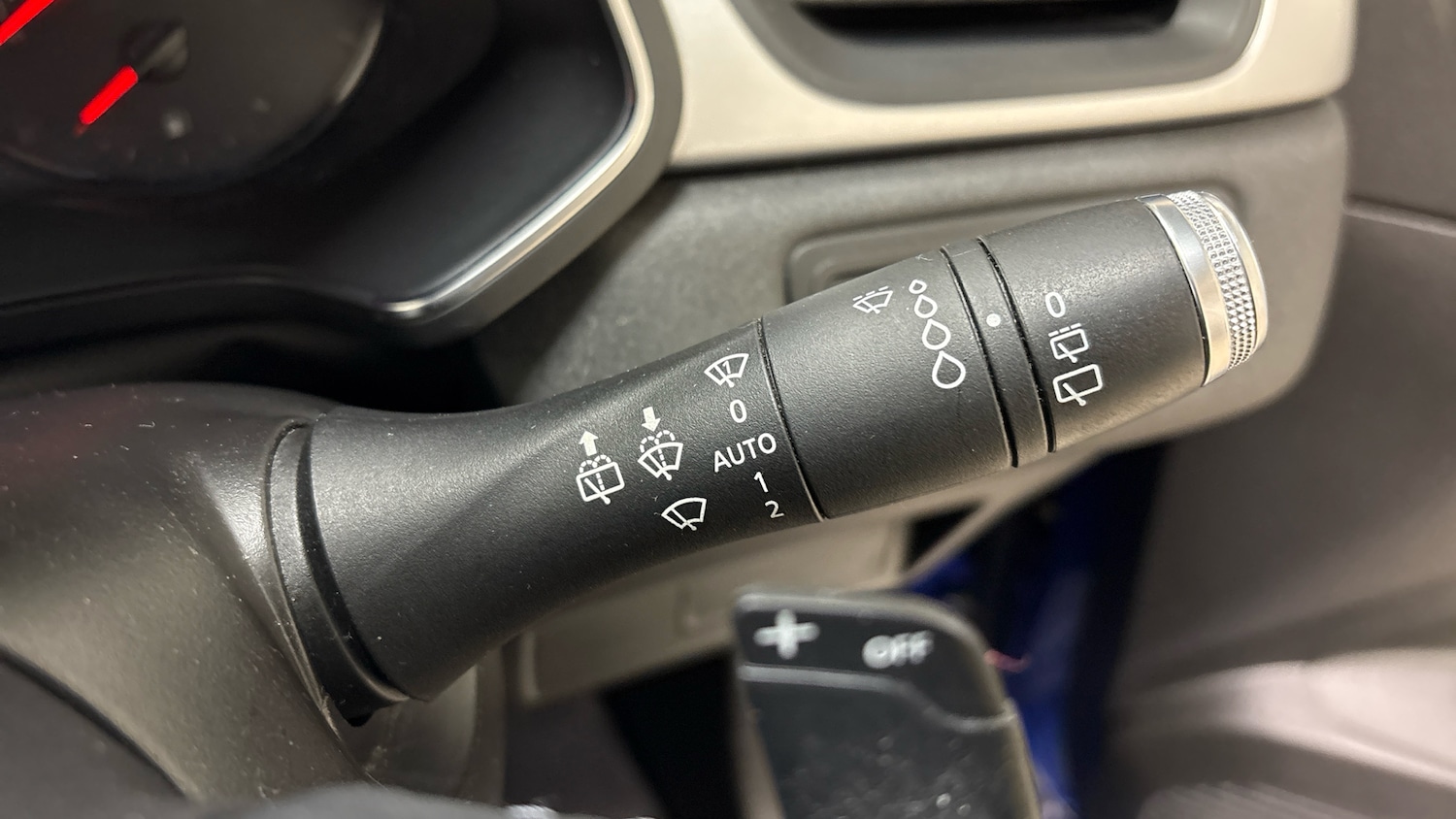 Used Renault Captur 2021 for sale - 77310449: Photo 35