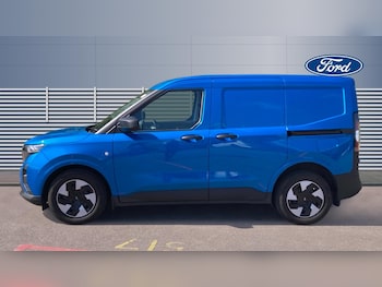 Used Ford Transit Courier 2026 for sale - 78420702: Photo