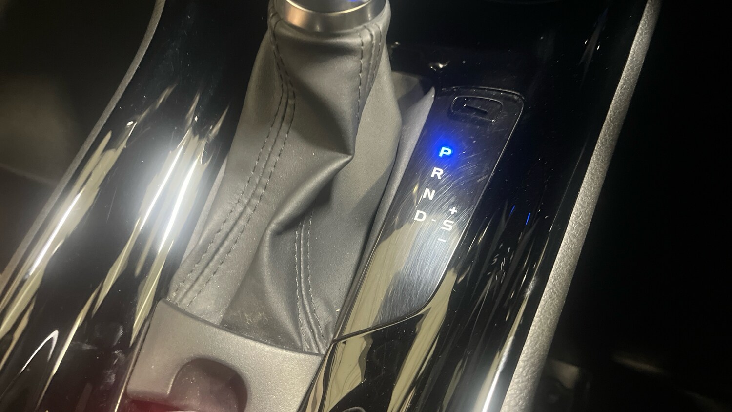 Used Toyota C-HR 2020 for sale - 77687882: Photo 33