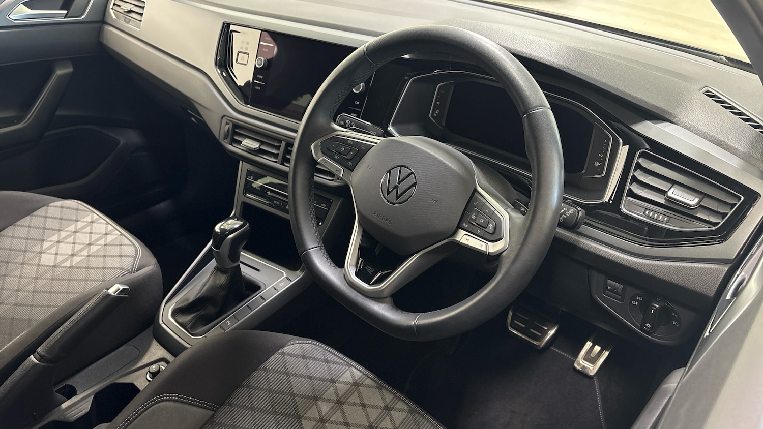 Used Volkswagen Polo 2025 for sale - 77930516: Photo 11