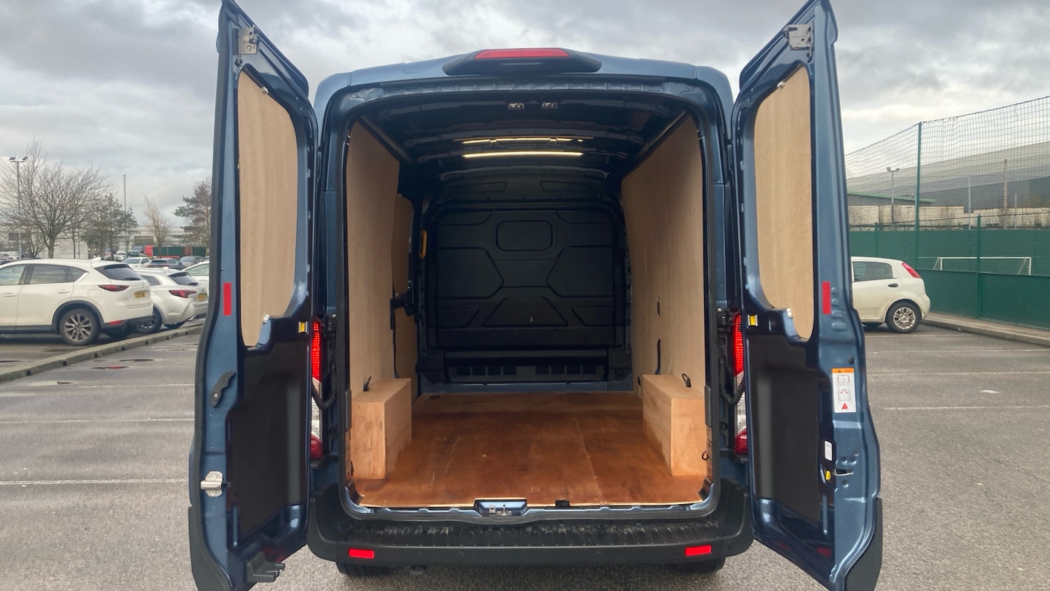 Used Ford Transit 2025 for sale - 77353571: Photo 3