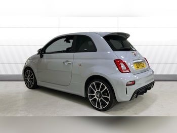 Used Abarth 595 2022 for sale - 76541737: Photo