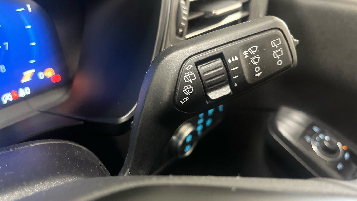 Used Ford Kuga 2023 for sale - 77830475: Photo 25