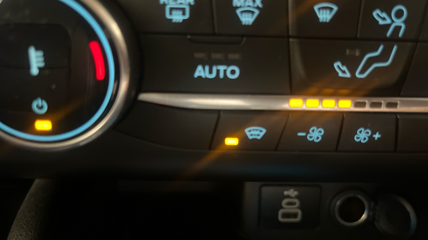 Used Ford Kuga 2023 for sale - 77830475: Photo 30