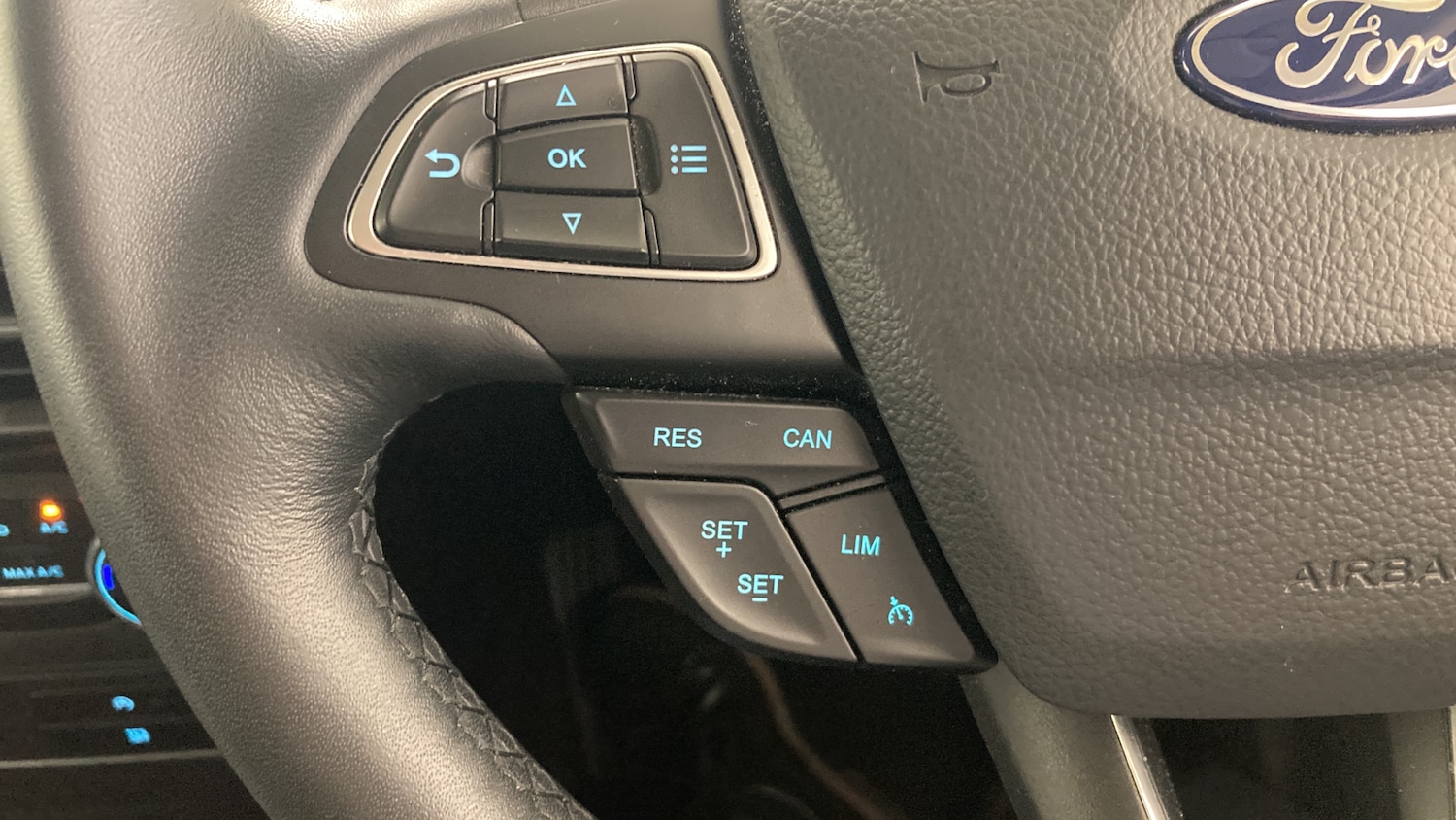 Used Ford Ecosport 2020 for sale - 77716064: Photo 31