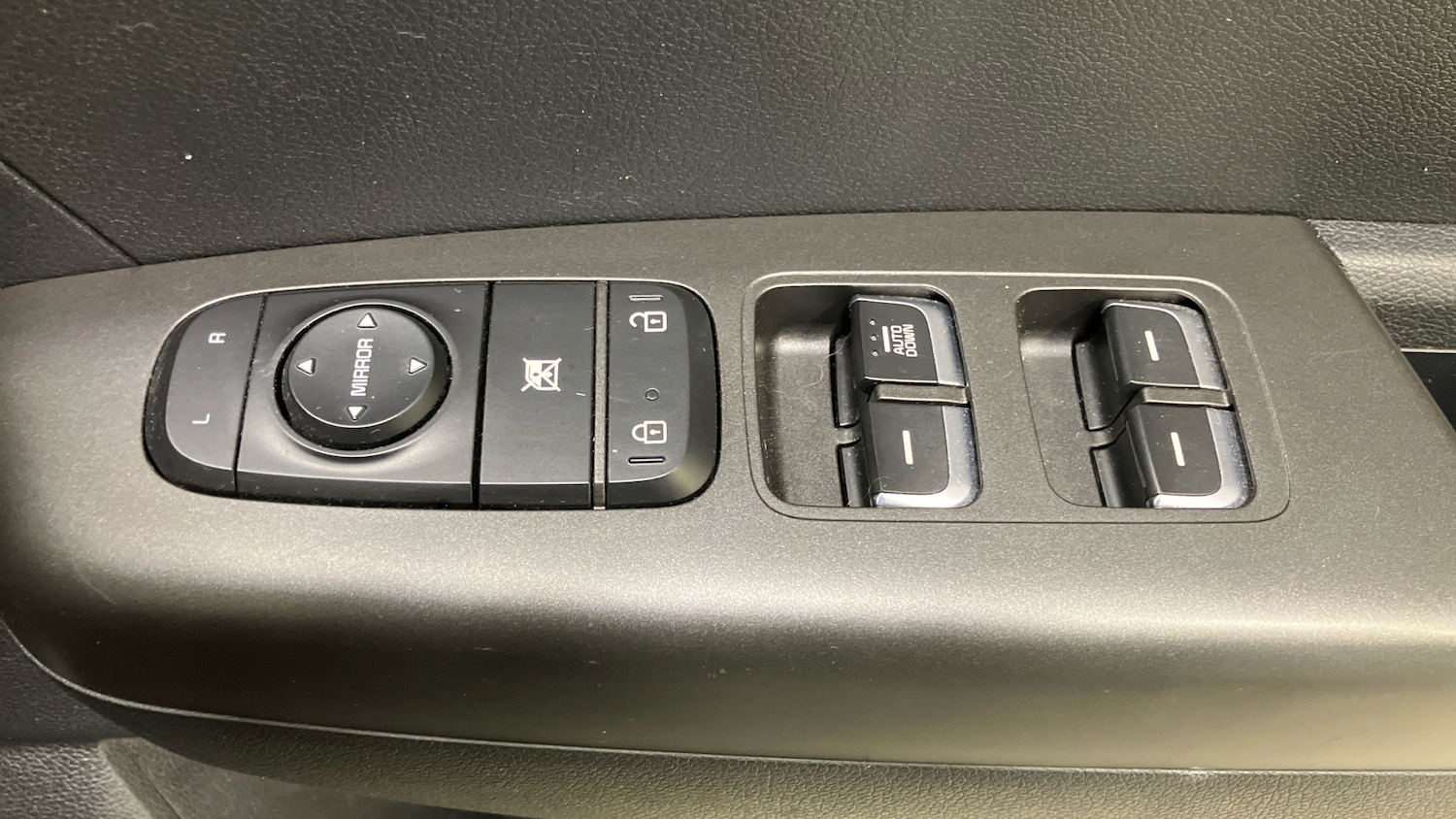 Used Kia Sportage 2017 for sale - 77019005: Photo 30