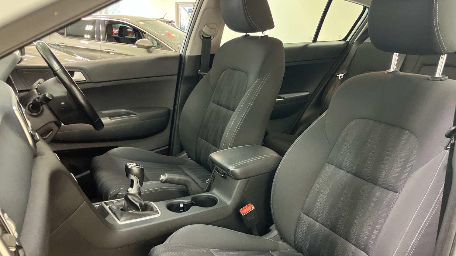 Used Kia Sportage 2017 for sale - 77019005: Photo 34