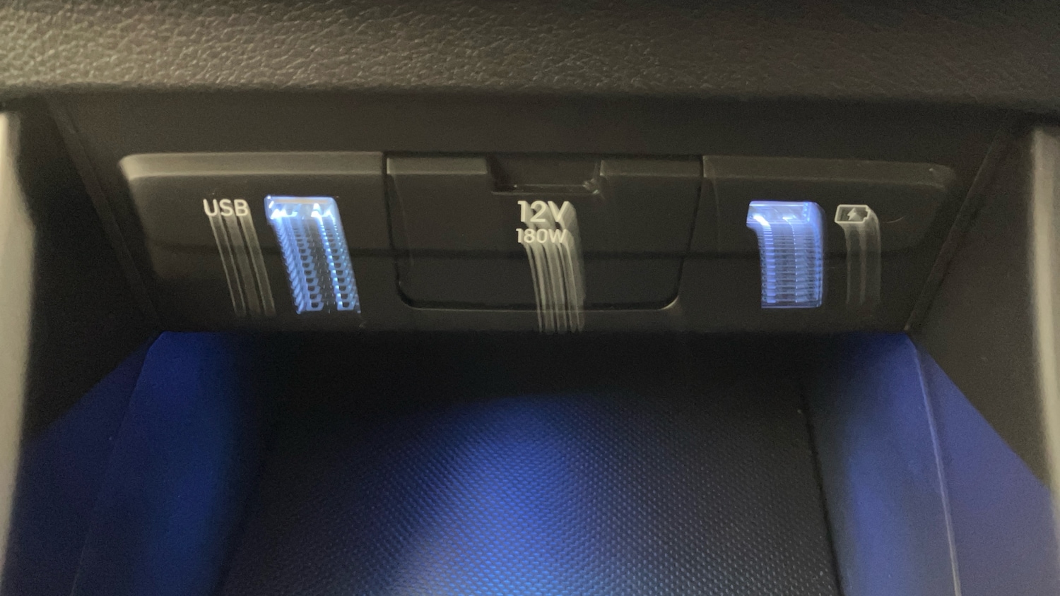 Used Hyundai BAYON 2021 for sale - 77234416: Photo 25