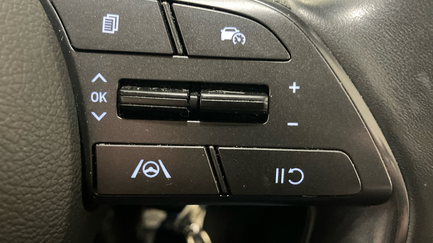 Used Hyundai BAYON 2021 for sale - 77234416: Photo 29