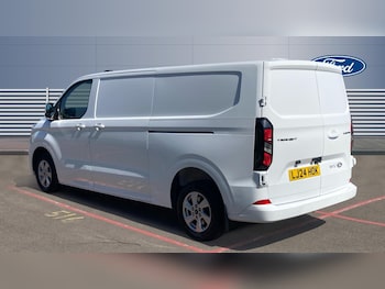 Used Ford Transit Custom 2024 for sale - 78352392: Photo