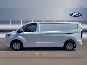 Used Ford Transit Custom 2024 for sale - 78352392: Photo