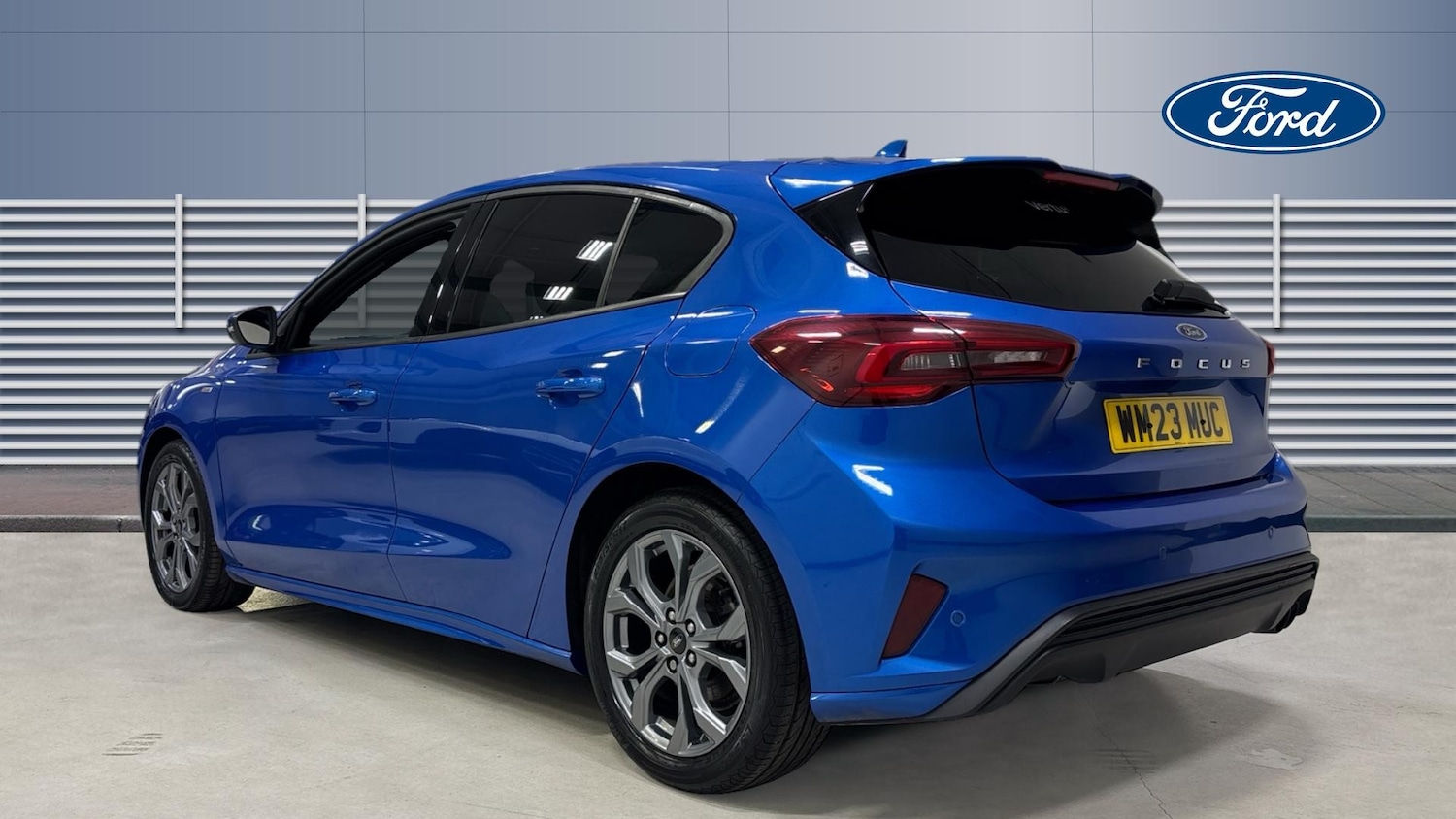 Used Ford Focus 2023 for sale - 76508054: Photo 2