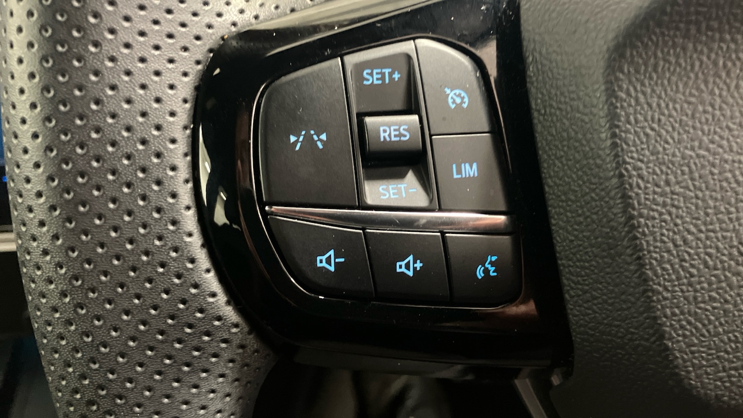 Used Ford Puma 2024 for sale - 77417373: Photo 30