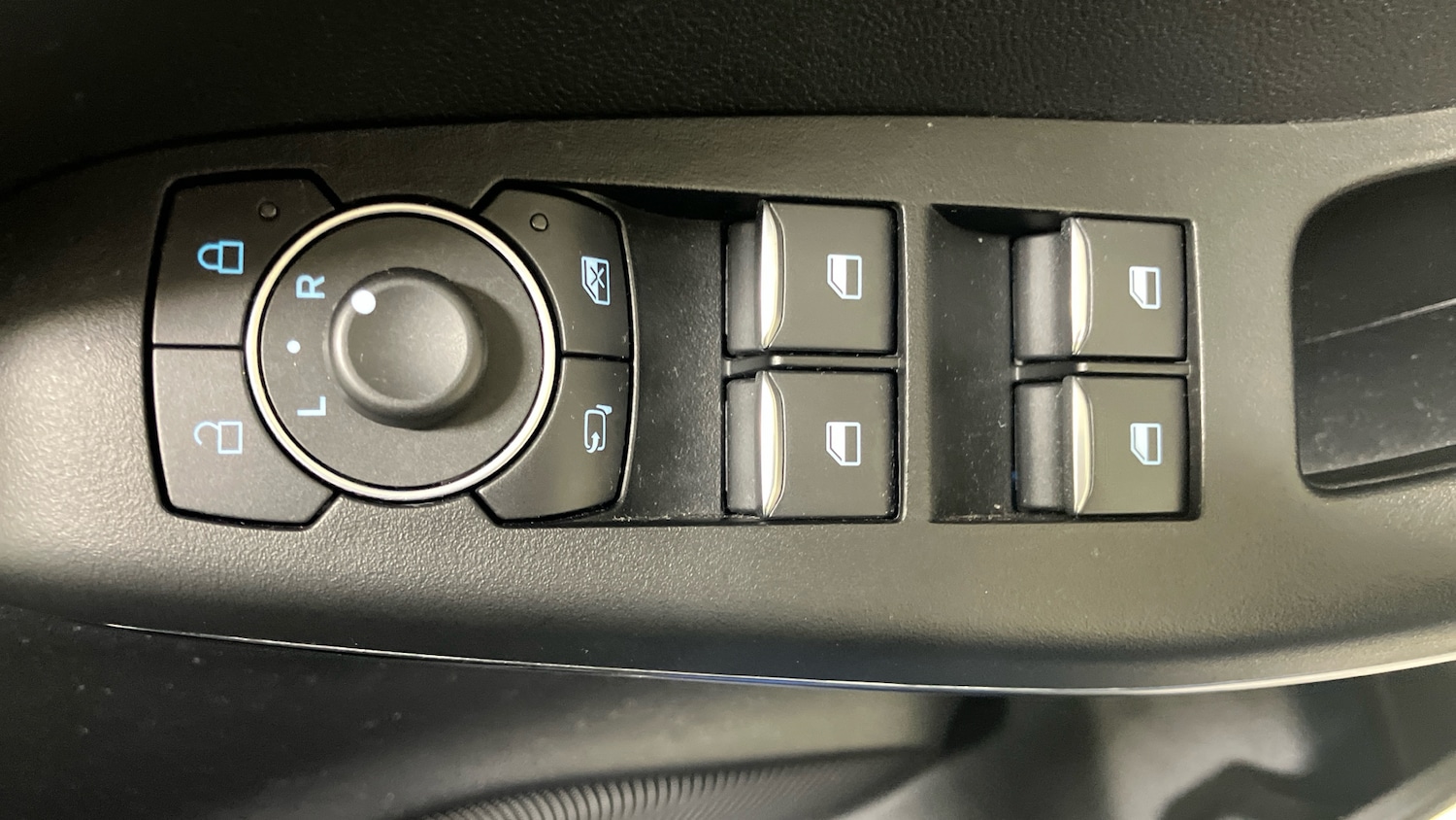 Used Ford Puma 2023 for sale - 77831643: Photo 33